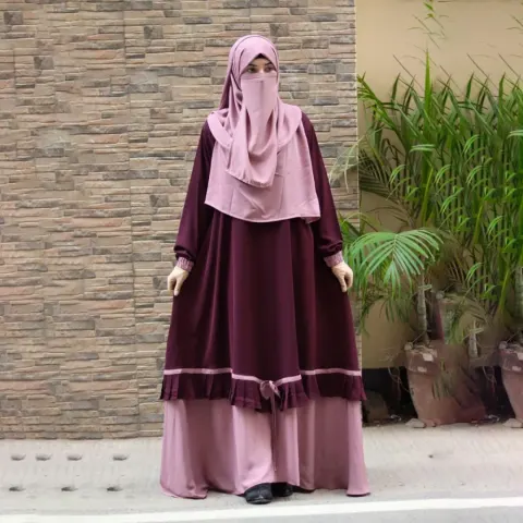 Maroon & Pink Two-Tone Irani Abaya Borka