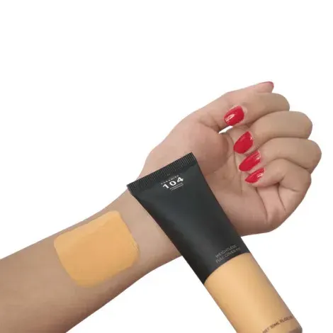 Guerniss 2-IN-1 Foundation+Concealer - 104 — GUERNISS makeup product