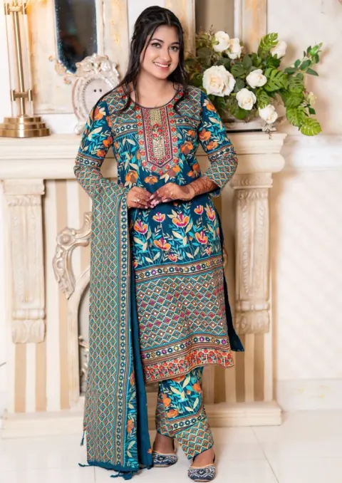 Elegant Three-Piece - Shopemart 1