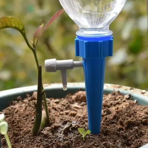 Self Watering Ground Spike 4 Pcs