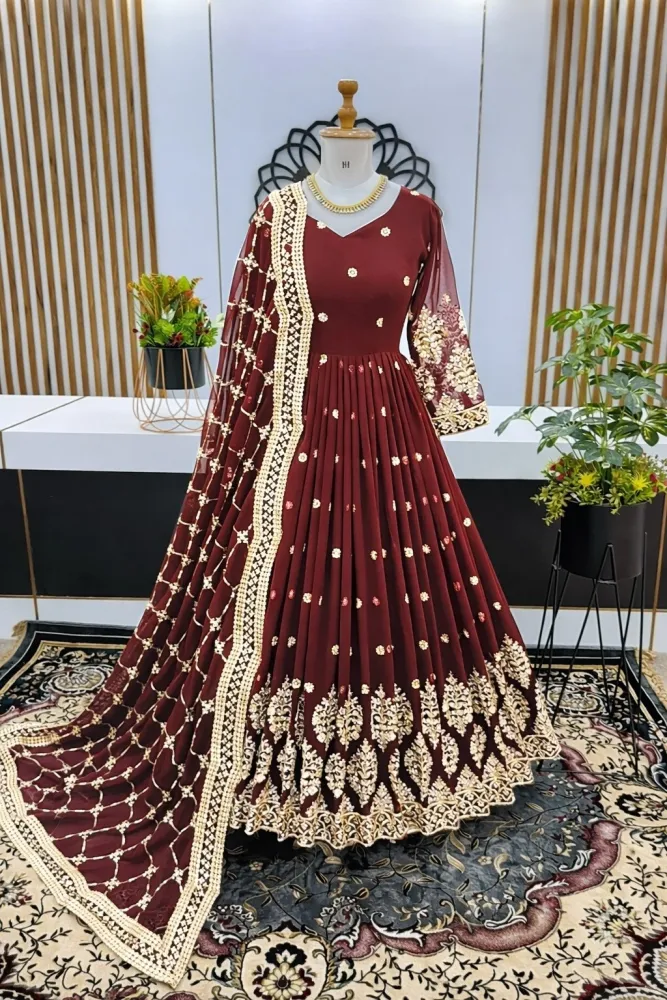 Luxury Women's Gowns | Perfect for Every Occasion - Shopemart