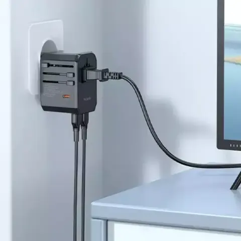 Mcdodo CP-429 PD 33W Fast Charging Universal Travel Adapter — Mcdodo