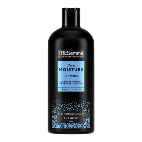 Tresemme Rich Moisture + Vitamin E Shampoo 680ml — TRESEMME hair care product