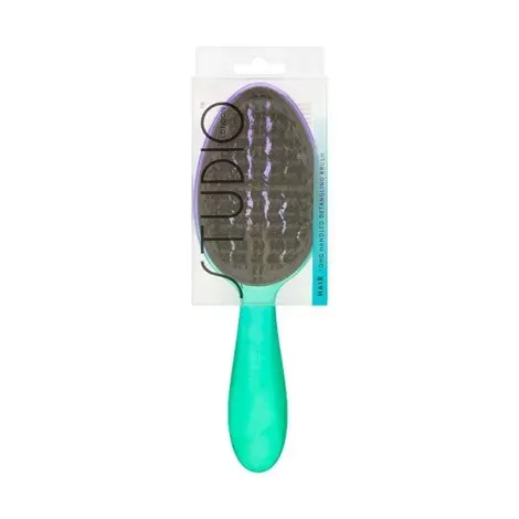 Studio Hair Long Handled Detangling Brush — STUDIO hair care product