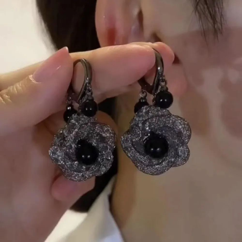 Elegant Floral Black Crystal Dangle Earrings – Stylish Women's Jewelry - Shopemart