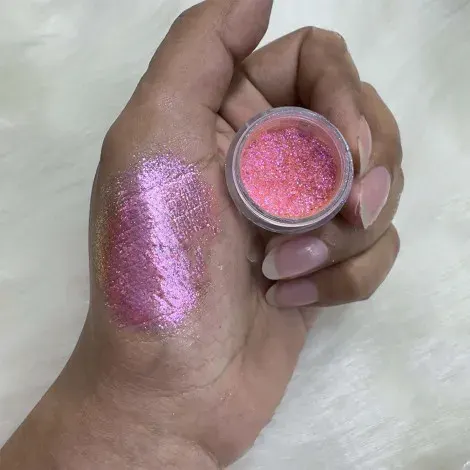 Everly Beauties Multichrome Loose Pigment Eyeshadow Series #313 Spotlight — EVERLY makeup product